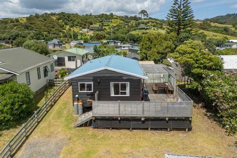 Photo of property in 235 Tangiora Avenue, Whangapoua, Coromandel, 3582