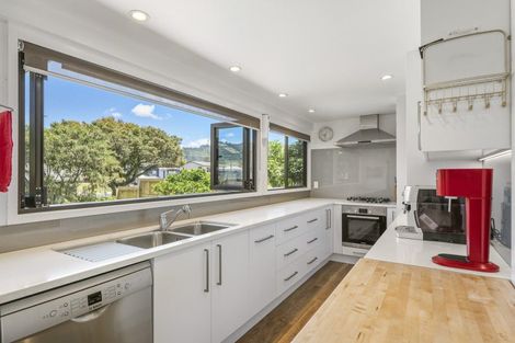 Photo of property in 9 Dillon Street, Waihi Beach, 3611