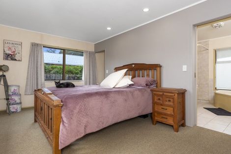 Photo of property in 1 Taupata Street, Paengaroa, Te Puke, 3189