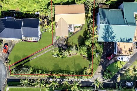 Photo of property in 7 Luke Place, Eastern Beach, Auckland, 2012