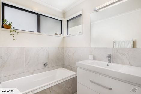 Photo of property in 6 Selliera Place, Papamoa Beach, Papamoa, 3118