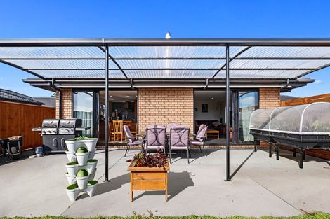 Photo of property in 4 Atutahi Street, Hurdon, New Plymouth, 4310