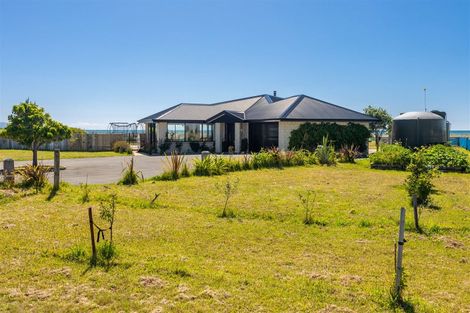 Photo of property in 37 Ocean View Crescent, Rarangi, Blenheim, 7273