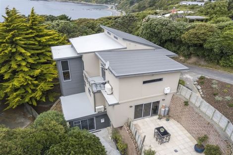Photo of property in 7a Rawhiti Road, Pukerua Bay, 5026