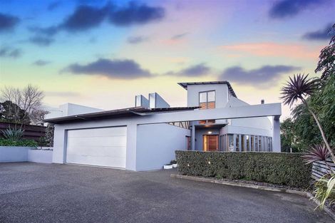 Photo of property in 65 Forrest Hill Road, Milford, Auckland, 0620