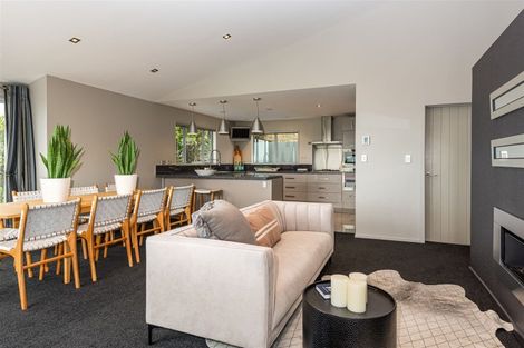 Photo of property in 12 Mandalay Lane, Redcliffs, Christchurch, 8081