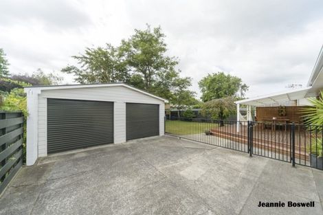 Photo of property in 58 Newcastle Street, Hokowhitu, Palmerston North, 4410