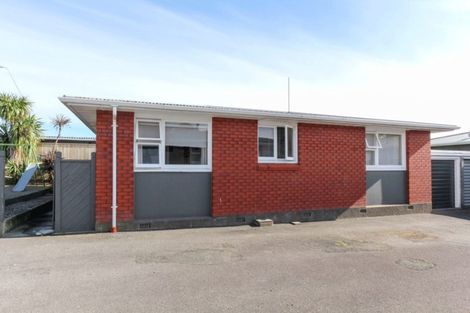 Photo of property in 1/306 Devon Street West, New Plymouth, 4310