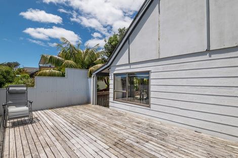 Photo of property in 2/60 Aramoana Avenue, Devonport, Auckland, 0624