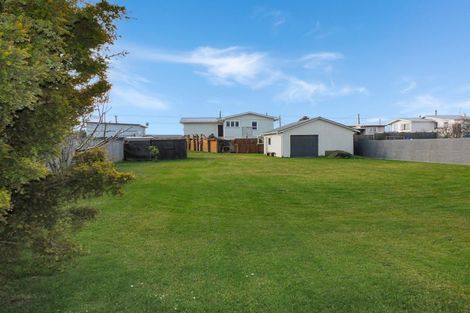 Photo of property in 82 Seabury Avenue, Foxton Beach, Foxton, 4815