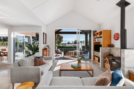 Photo of property in 108 Oceanbeach Road, Mount Maunganui, 3116