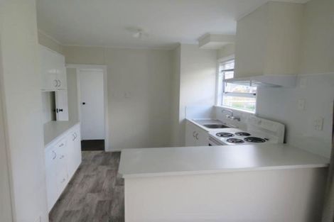 Photo of property in 34 Cook Street, Marfell, New Plymouth, 4310
