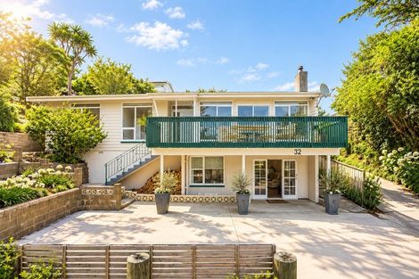 Photo of property in 32 Arawhata Street, Ranui, Porirua, 5024