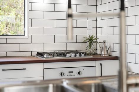 Photo of property in 1/35 Alice Avenue, Orewa, 0931