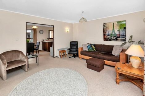 Photo of property in 3/60 Mill Road, Kensington, Whangarei, 0112