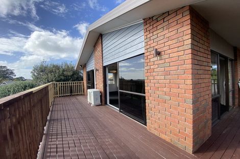 Photo of property in 40 Whangaparaoa Road, Red Beach, 0932