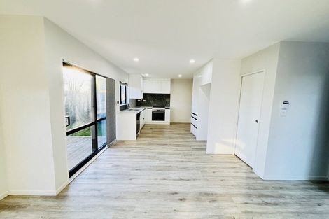 Photo of property in 2/2 Smiths Avenue, Papakura, 2110