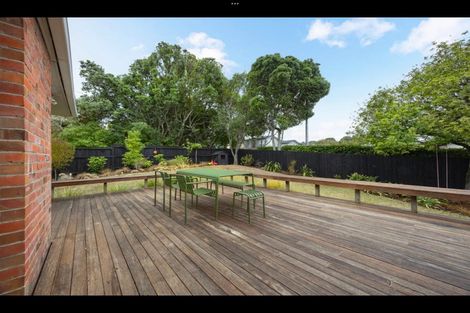 Photo of property in 76 Queenstown Road, Onehunga, Auckland, 1061