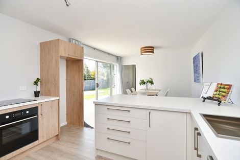 Photo of property in 51 Branston Street, Hornby, Christchurch, 8042