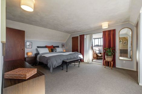 Photo of property in 8 Mcarthur Street, Terrace End, Palmerston North, 4410