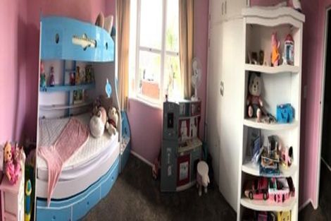 Photo of property in 18 Renwick Street, Papakura, 2110