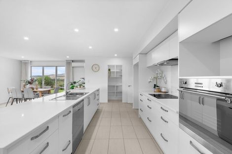 Photo of property in 19 Maka Lane, Halswell, Christchurch, 8025