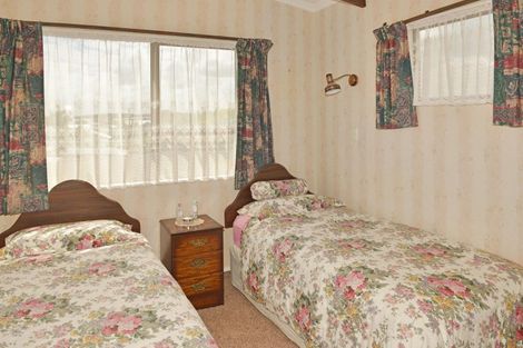 Photo of property in 3 Hartley Street, Foxton Beach, Foxton, 4815