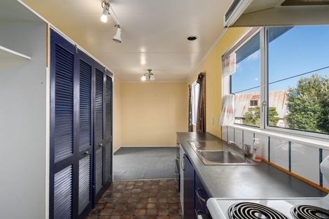 Photo of property in 160 Conclusion Street, Ascot Park, Porirua, 5024