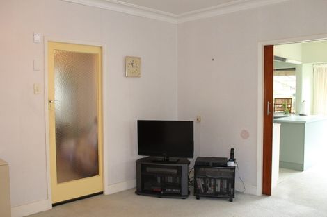 Photo of property in 187 Hurndall Street West, Maungaturoto, 0520