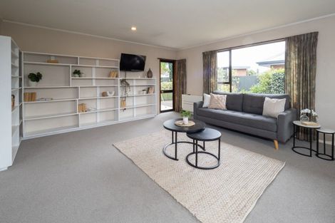 Photo of property in 32 Cameron Street, Ashburton, 7700