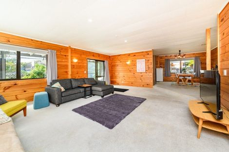 Photo of property in 125 Summerhill Drive, Fitzherbert, Palmerston North, 4410