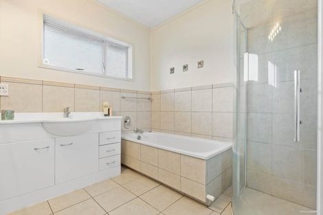 Photo of property in 495 Great South Road, Opaheke, Papakura, 2113