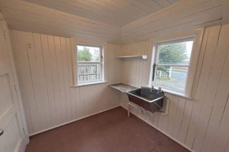 Photo of property in 31 Dickson Crescent, Hornby, Christchurch, 8042