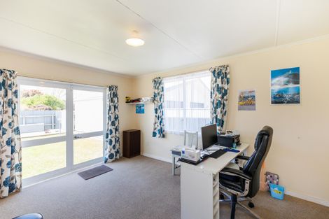Photo of property in 10 Rennie Avenue, Milson, Palmerston North, 4414