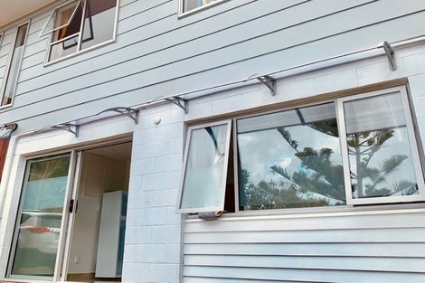 Photo of property in 22 Scotstoun Place, Glen Eden, Auckland, 0602