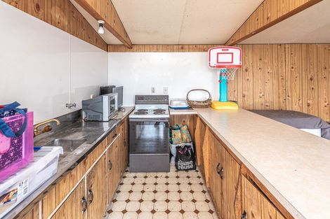 Photo of property in 8 Taupata Street, Castlecliff, Whanganui, 4501