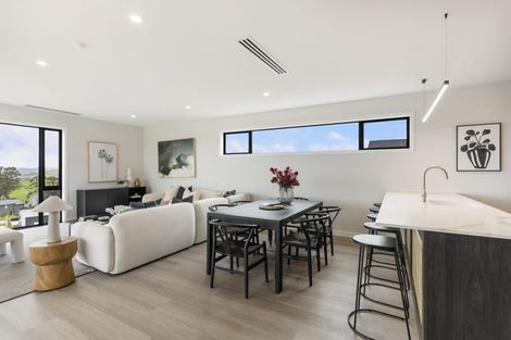 Photo of property in 33 Kikorangi Drive, Wainui, Silverdale, 0992