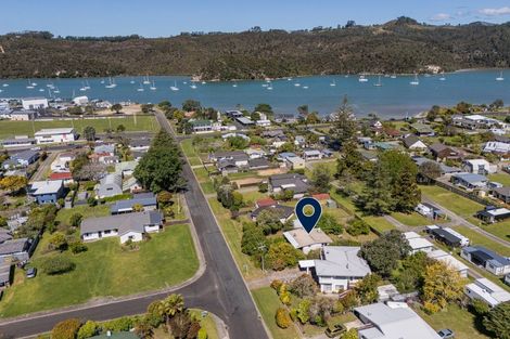 Photo of property in 22 Dundas Street, Whitianga, 3510