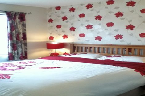 Photo of property in 13 Stonebridge Lane, Oxford, 7430