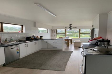 Photo of property in 20 Glencoe Road, Browns Bay, Auckland, 0630