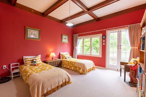 Photo of property in 16 Chamberlain Street, Dannevirke, 4930