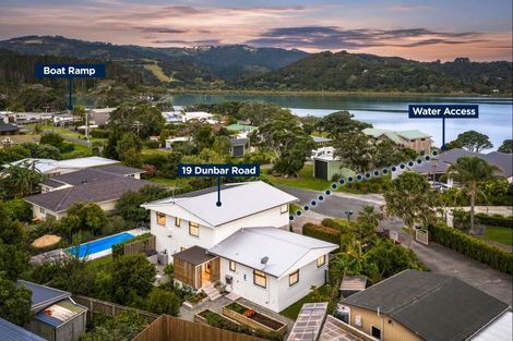 Photo of property in 19 Dunbar Road, Point Wells, Warkworth, 0986