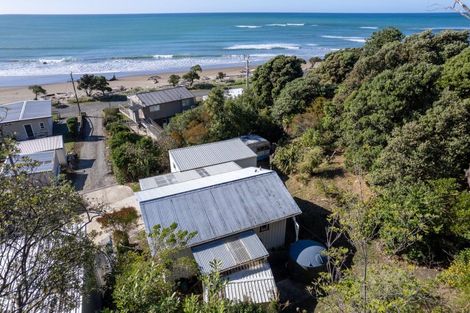 Photo of property in 30a Akitio Esplanade, Akitio, Pongaroa, 4991