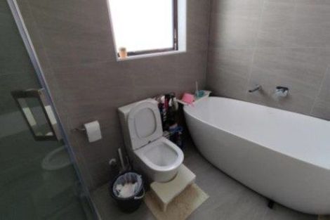 Photo of property in 216a Bucklands Road, Bucklands Beach, Auckland, 2012