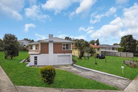 Photo of property in 25 Kayes Road, Pukekohe, 2120