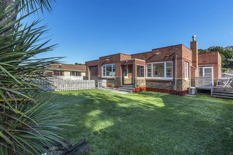 Photo of property in 11 Beauchamp Street, Tawa, Wellington, 5028