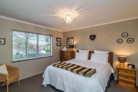 Photo of property in 126 Matai Road, Raumati South, Paraparaumu, 5032