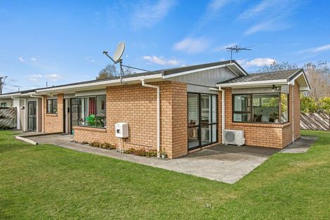 Photo of property in 2/38 Waimea Street, Westown, New Plymouth, 4310