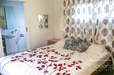 Photo of property in 47 Kamara Road, Glen Eden, Auckland, 0602