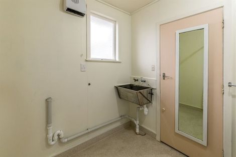 Photo of property in 8 Te Rauparaha Street, Otaki, 5512